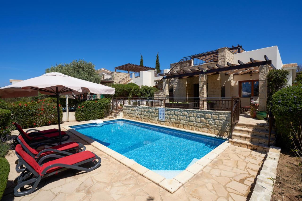 3 Bedroom Villa Madelini With Private Pool, Aphrodite Hills Resort Куклия Экстерьер фото