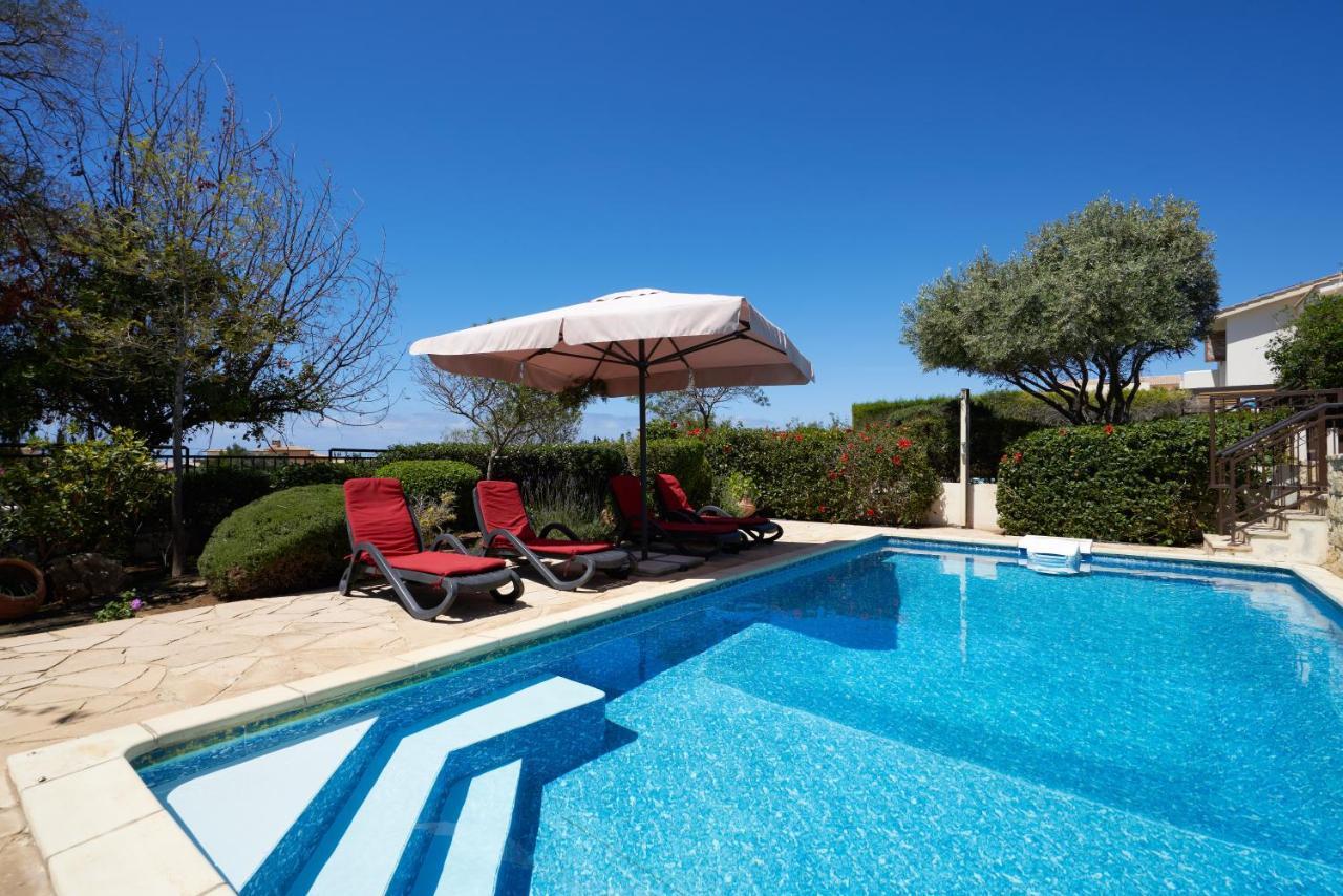 3 Bedroom Villa Madelini With Private Pool, Aphrodite Hills Resort Куклия Экстерьер фото